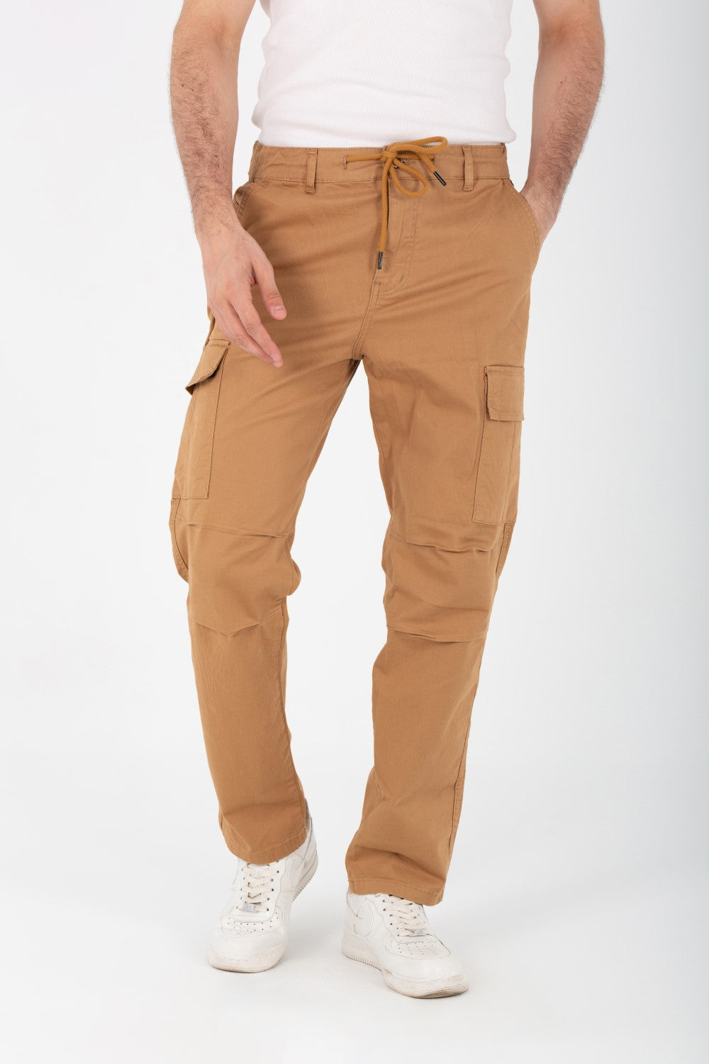Men's Gabardine Sherwal Pants With Side Pockets And An Elastic Band In The Middle