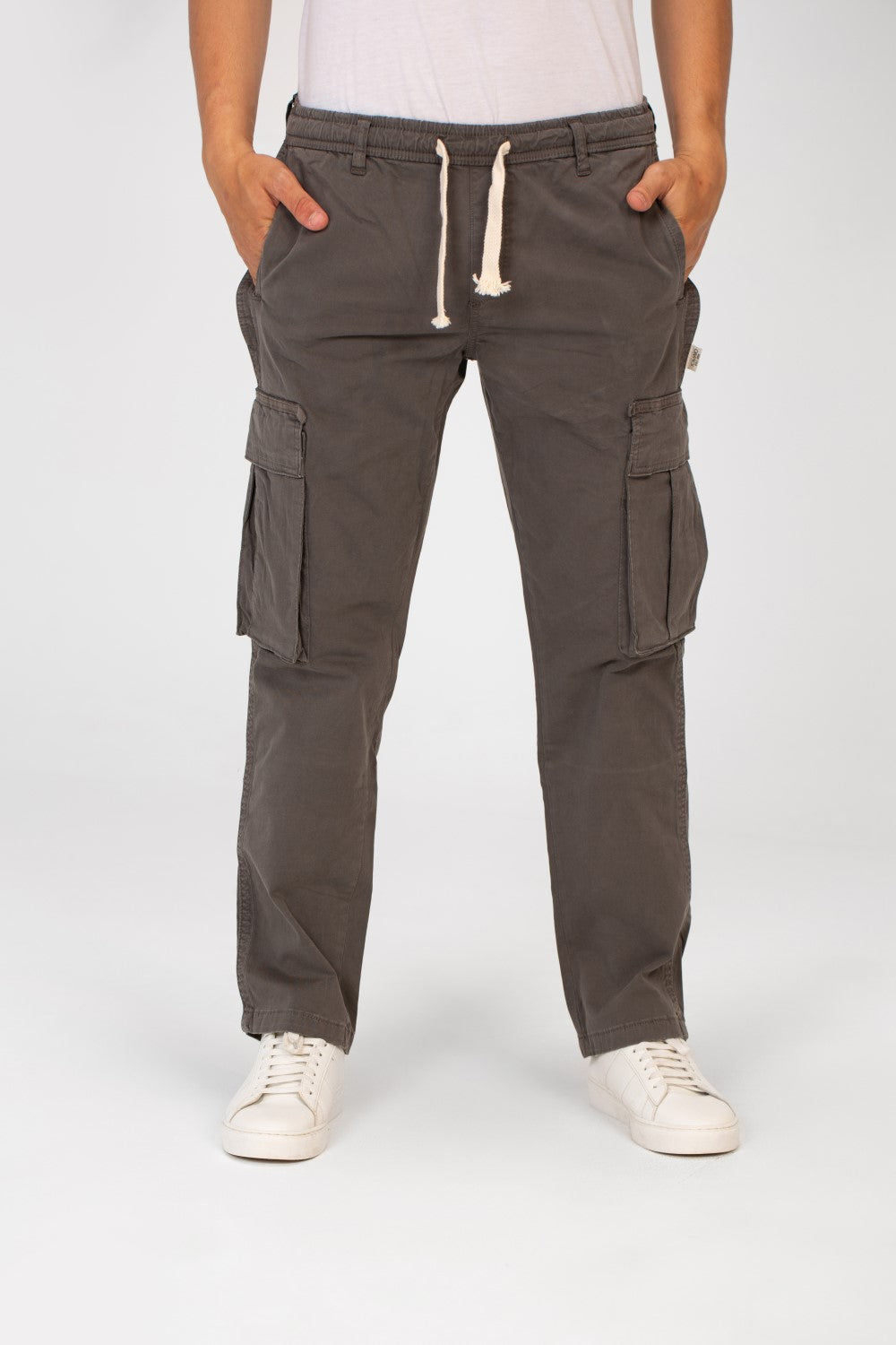 Men's Gabardine Sherwal Pants With Side Pockets And A Waist Drawstring