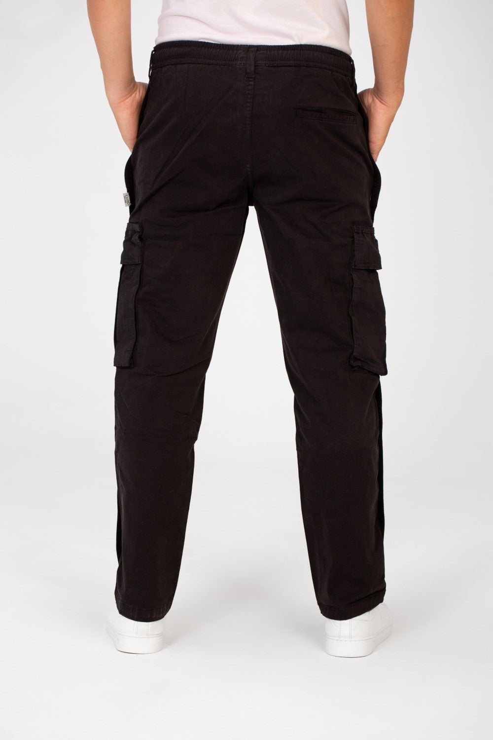 Men's Gabardine Sherwal Pants With Side Pockets And A Waist Drawstring