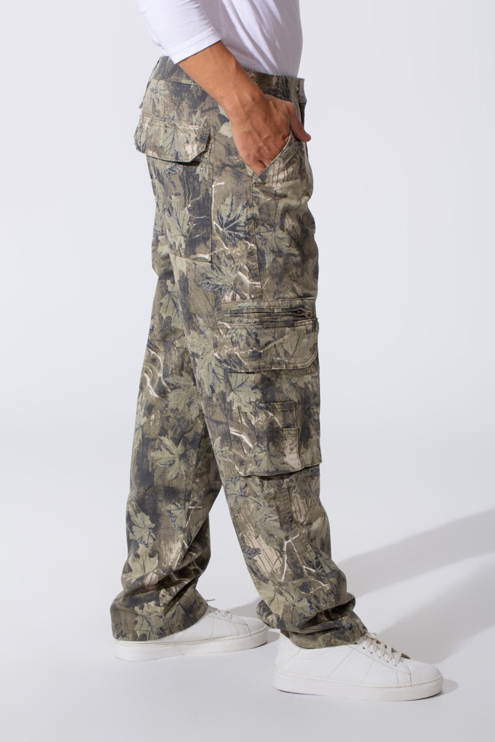 Men's Sherwal Gabardine Trousers Pants With A Cargo Army Cut And Modern Pockets