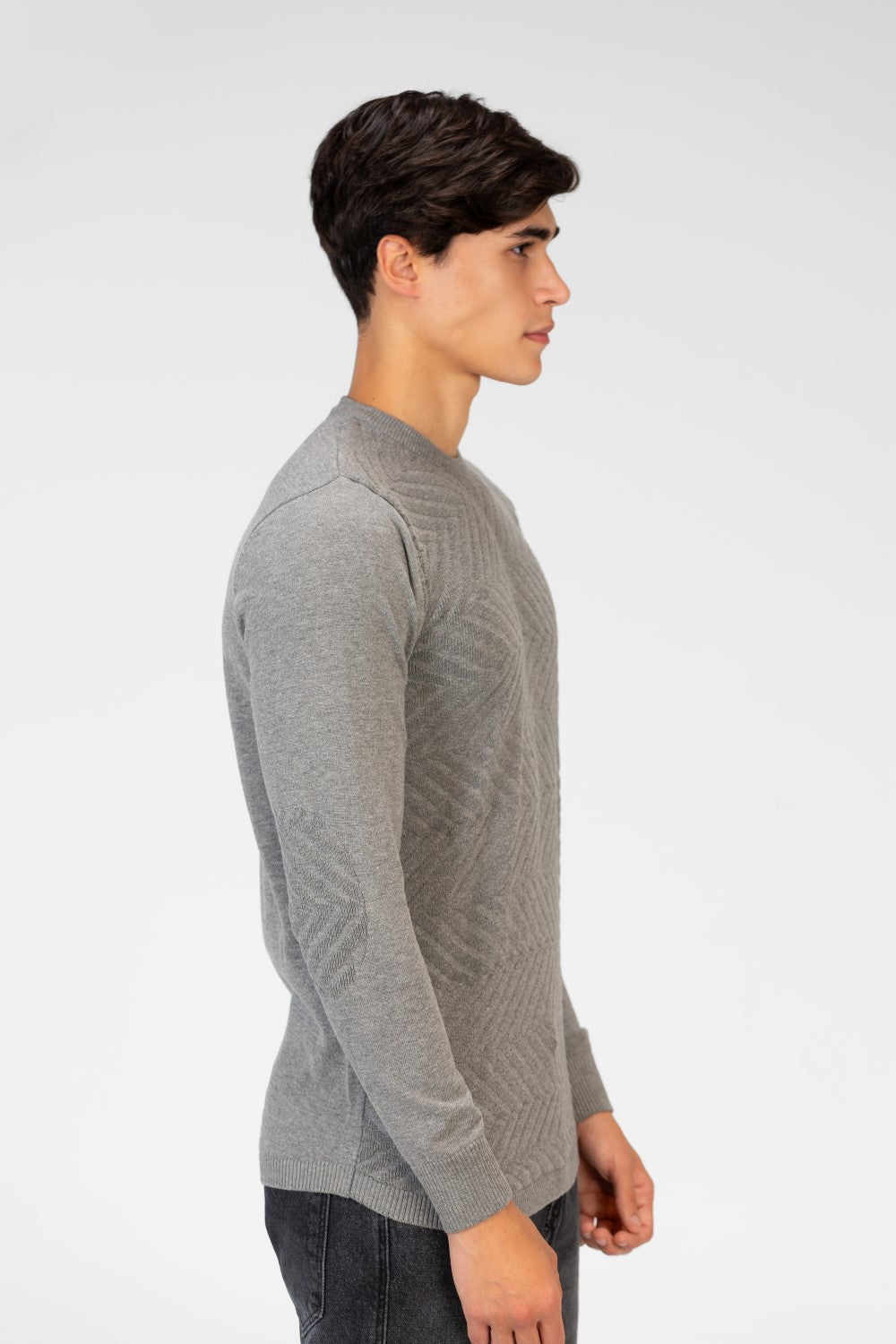 Men's Basic Plain Pullover With A Round Neck In Comfortable Material