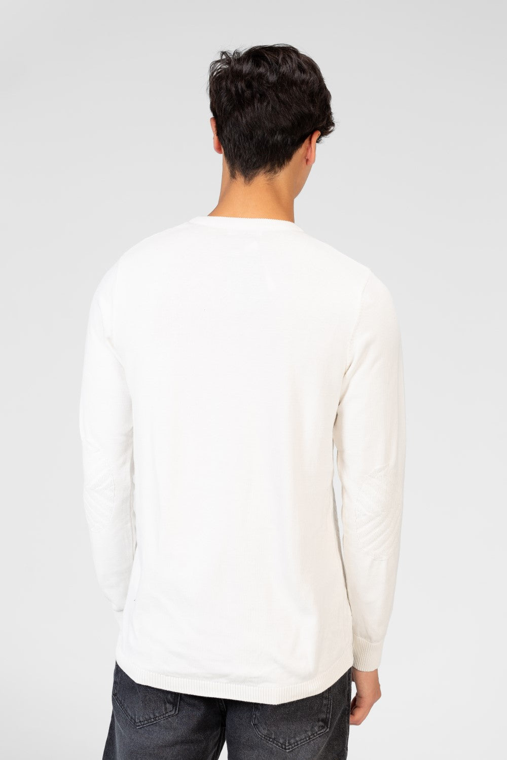 Men's Basic Plain Pullover With A Round Neck In Comfortable Material