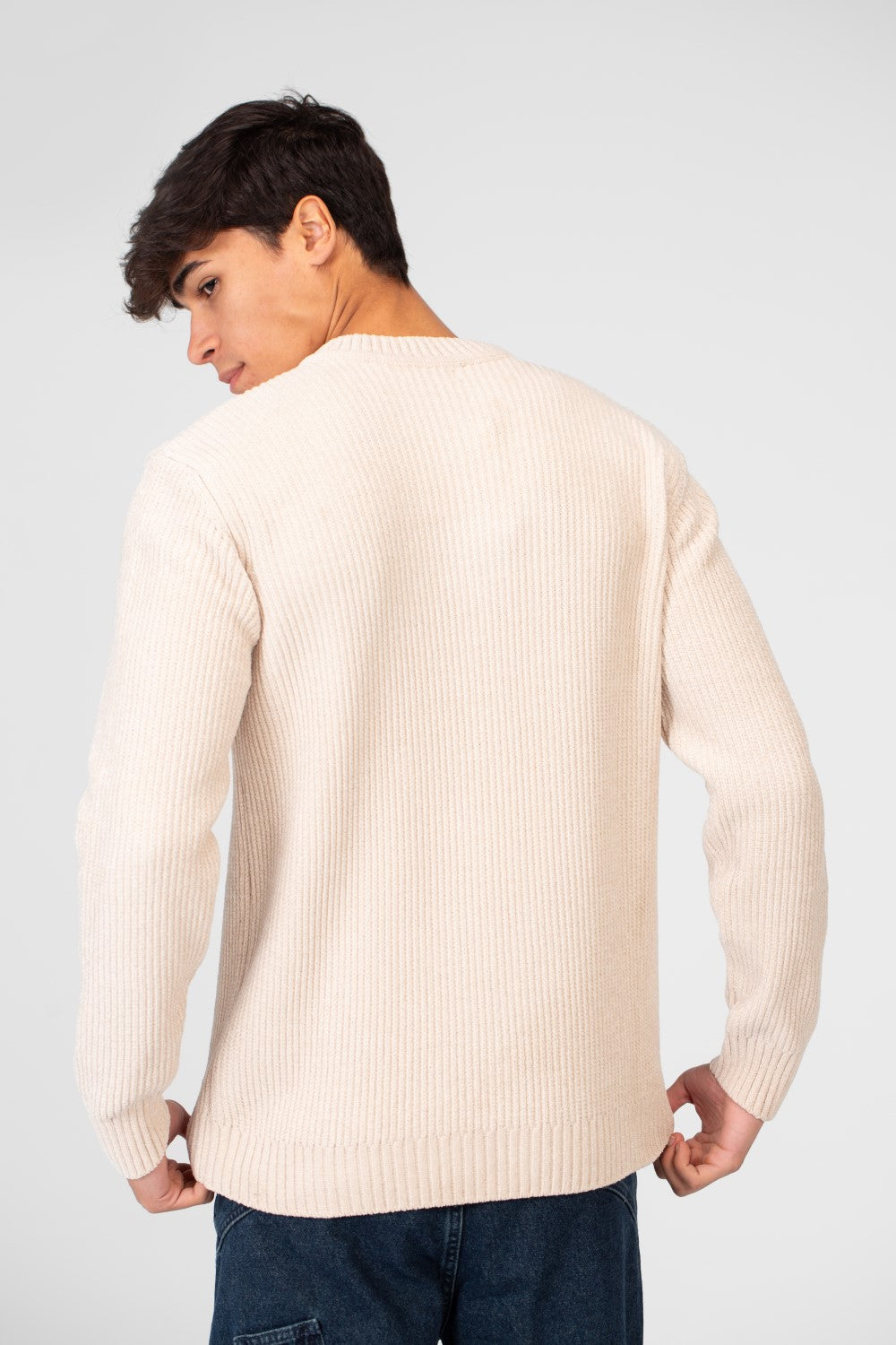 Men's Velvet Pullover With Round Neck And Long Sleeves