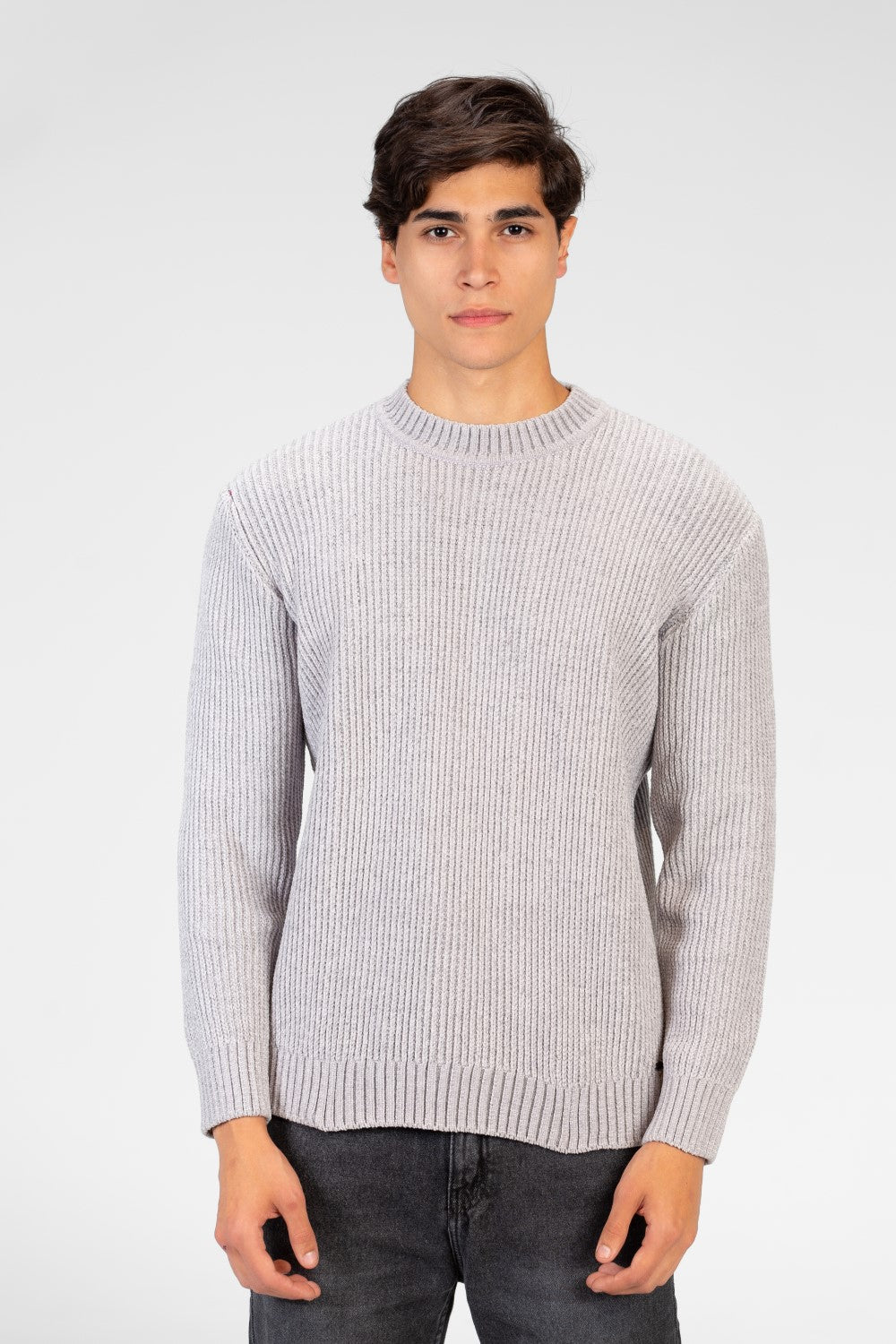 Men's Velvet Pullover With Round Neck And Long Sleeves