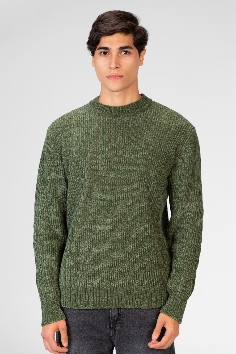 Men's Velvet Pullover With Round Neck And Long Sleeves