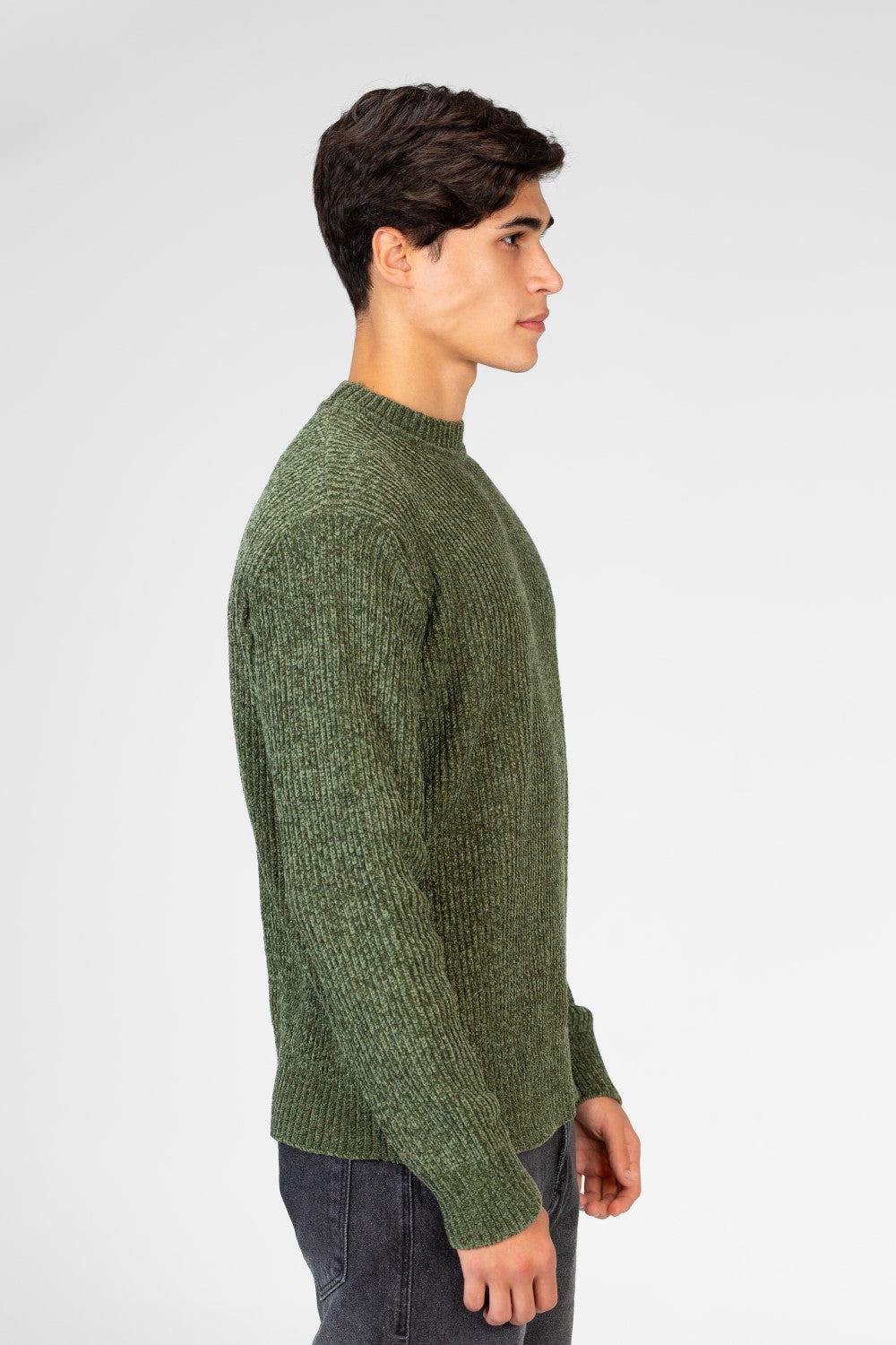 Men's Velvet Pullover With Round Neck And Long Sleeves