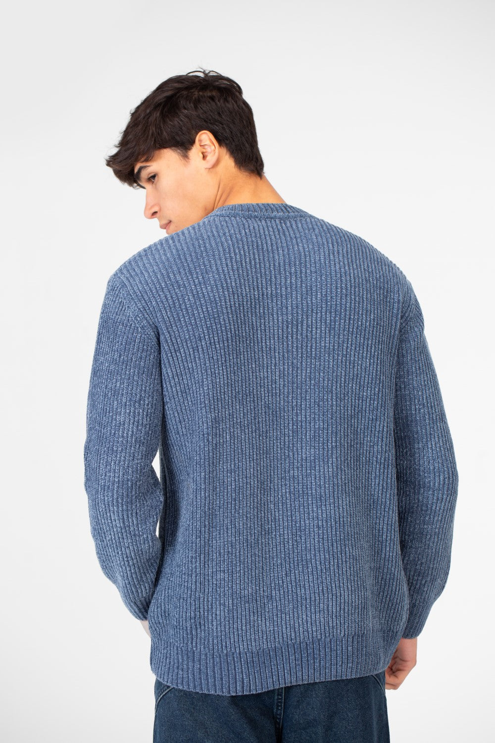 Men's Velvet Pullover With Round Neck And Long Sleeves