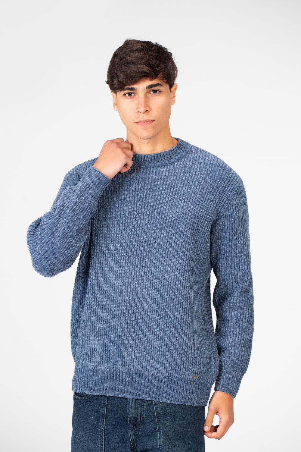 Men's Velvet Pullover With Round Neck And Long Sleeves