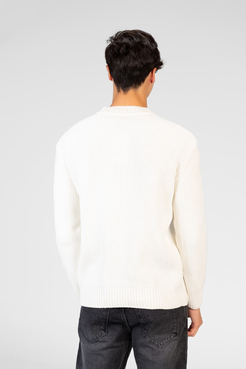 Men's Velvet Pullover With Round Neck And Long Sleeves