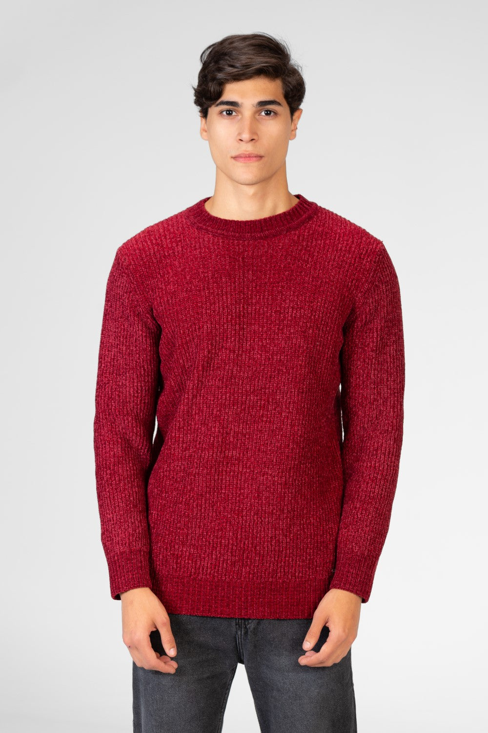 Men's Velvet Pullover With Round Neck And Long Sleeves