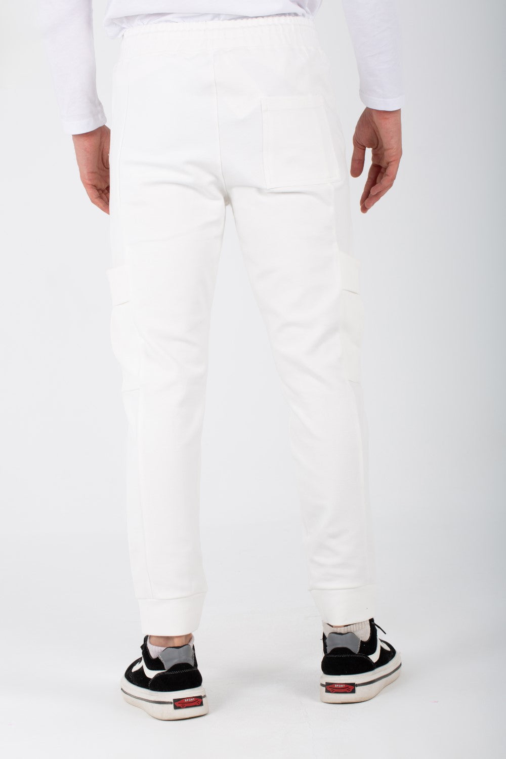 Mens Casual Sweatpants With Side Pockets And A Drawstring In The Middle