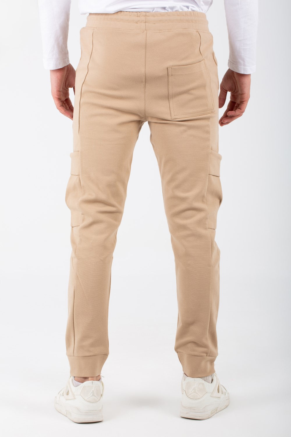 Mens Casual Sweatpants With Side Pockets And A Drawstring In The Middle