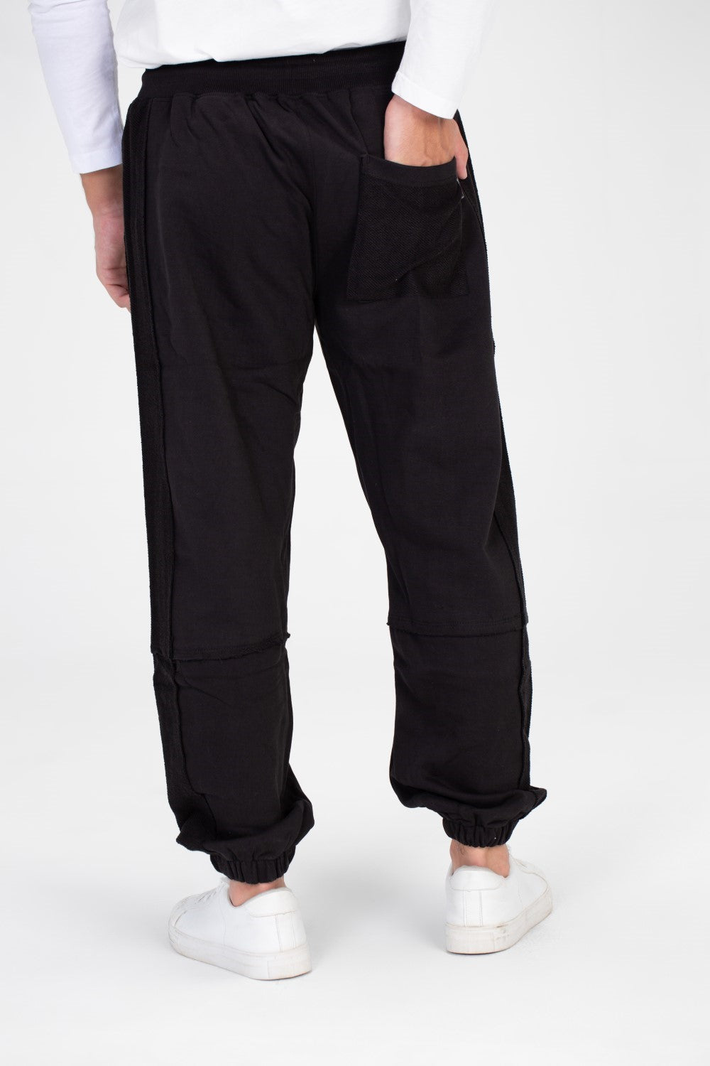 Men's Sweatpants With Elastic Waistband And Comfortable Melton Material
