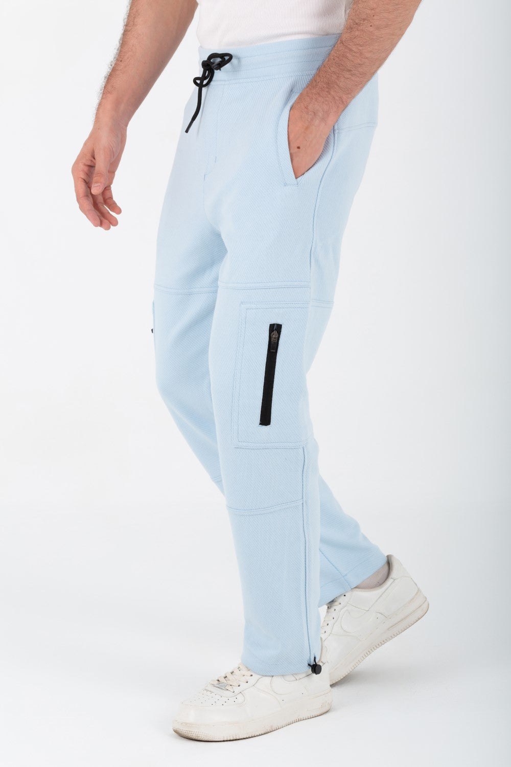 Men's Sweatpants With Modern Side Pockets In Cotton Melton Material
