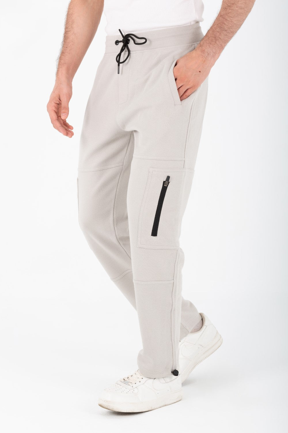 Men's Sweatpants With Modern Side Pockets In Cotton Melton Material