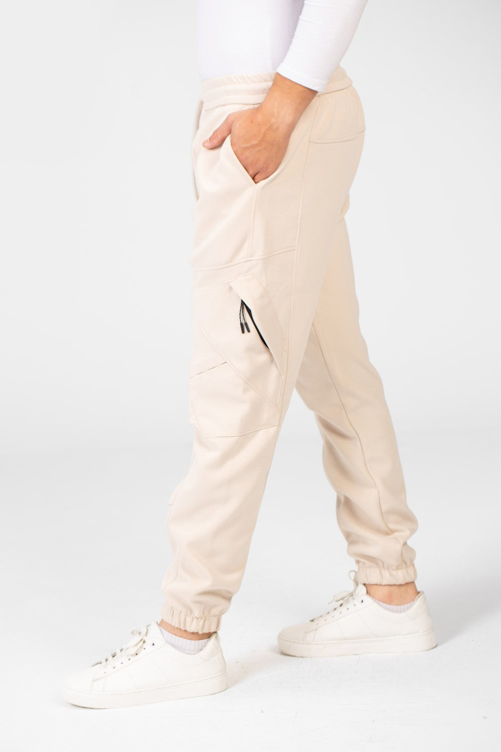 Men's Basic Plain Jogger Sweatpants With Side Pockets