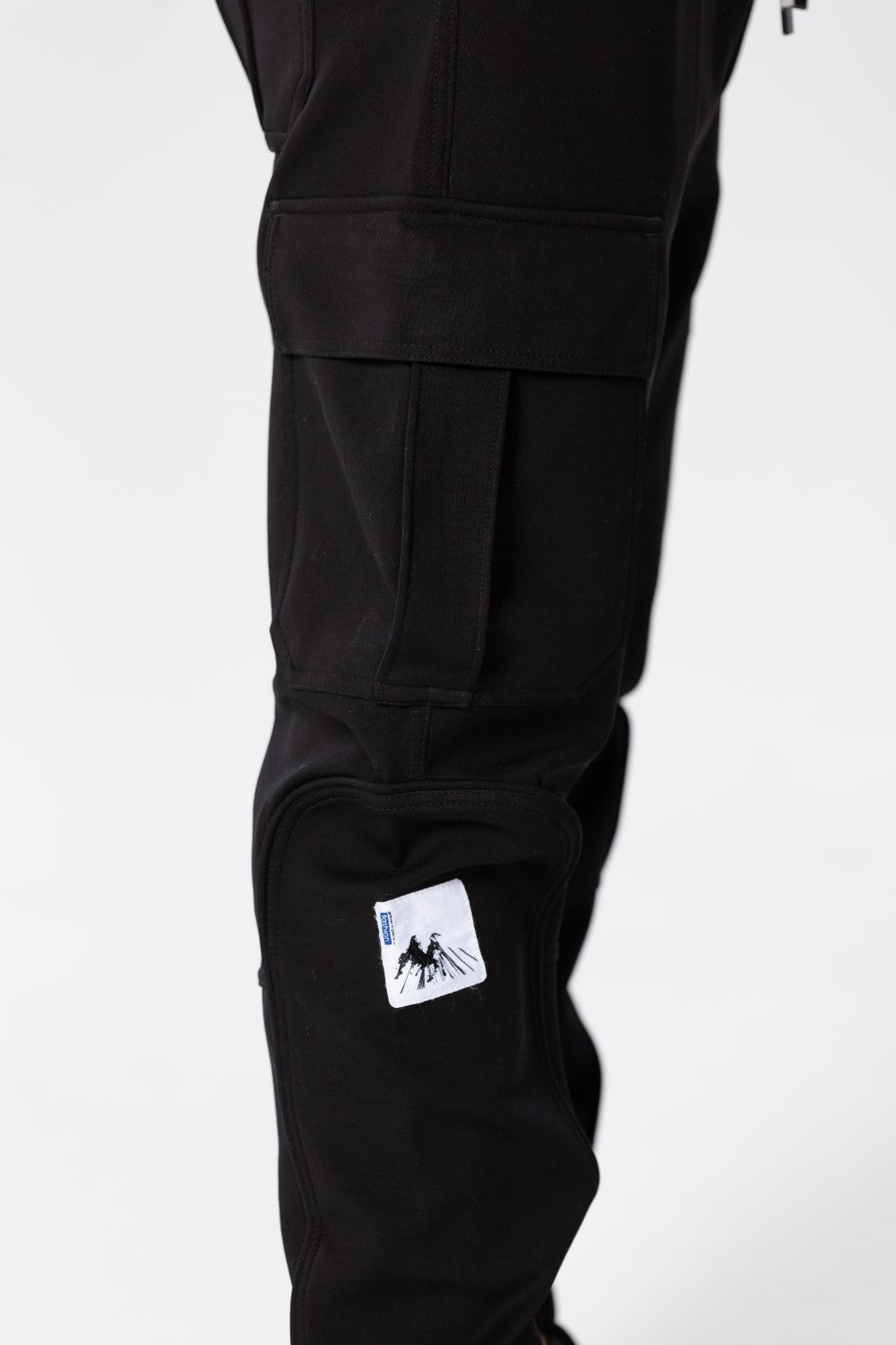 Men's Oversize Sweatpants With Side Pockets And An Elastic Band In The Middle