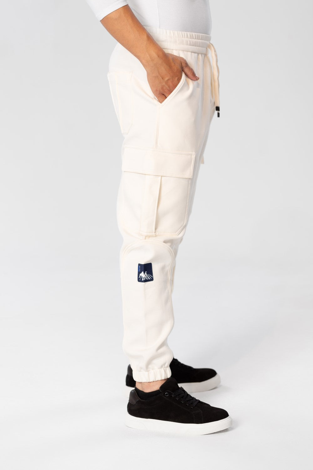 Men's Oversize Sweatpants With Side Pockets And An Elastic Band In The Middle