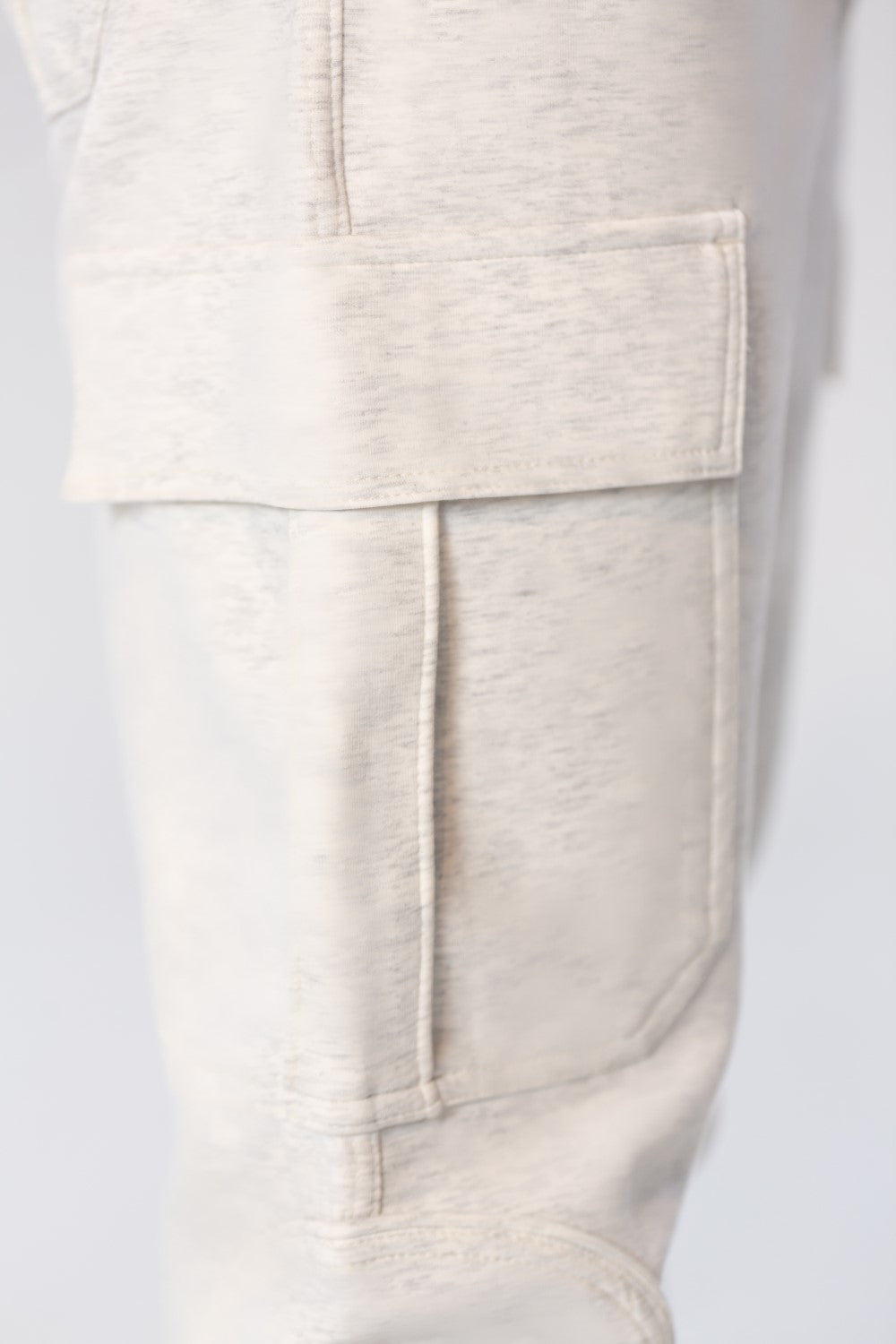 Men's Oversize Sweatpants With Side Pockets And An Elastic Band In The Middle