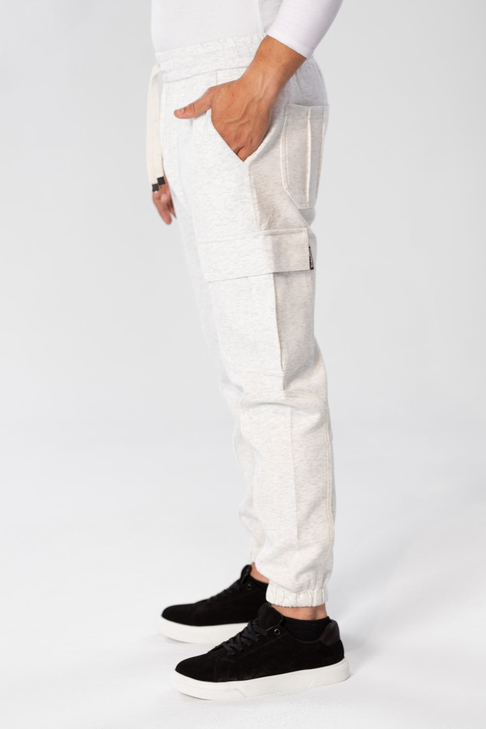 Men's Oversize Sweatpants With Side Pockets And An Elastic Band In The Middle