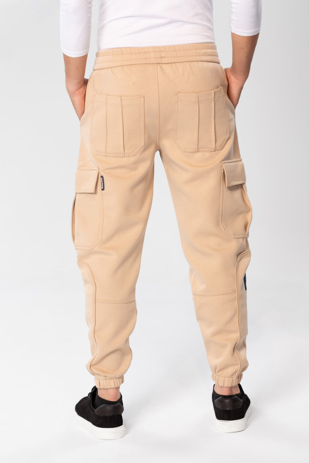 Men's Oversize Sweatpants With Side Pockets And An Elastic Band In The Middle