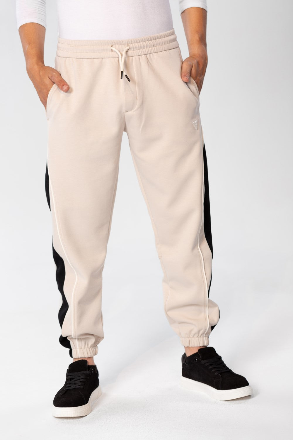 Men's Sweatpants With Elastic Waistband In The Middle And Different sides Color