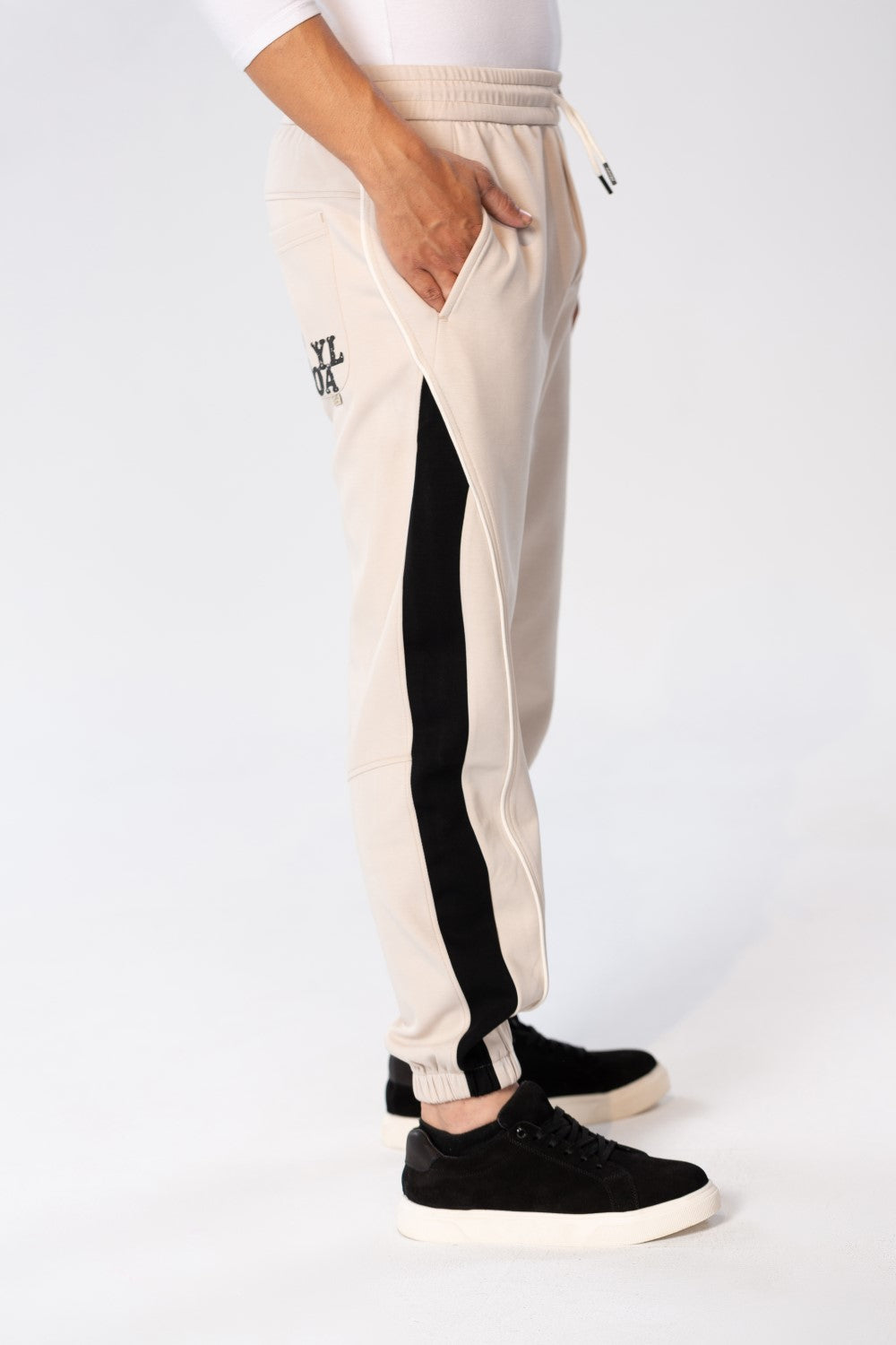 Men's Sweatpants With Elastic Waistband In The Middle And Different sides Color