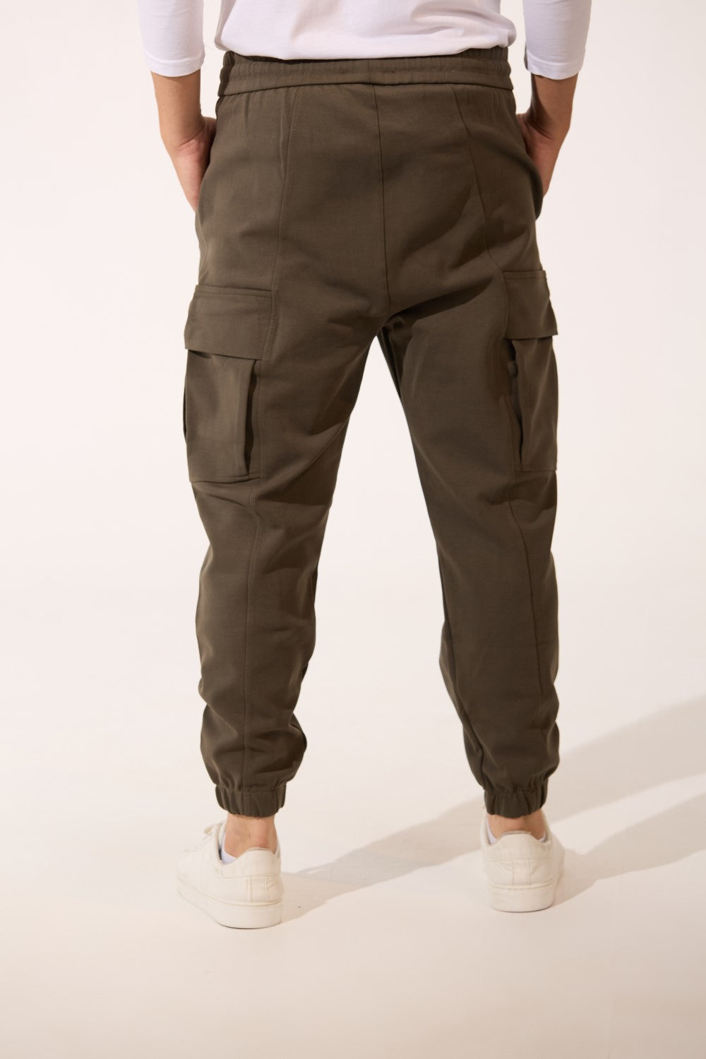 Men's Basic Oversized Sweatpants With Elastic Waistband And Side Pockets
