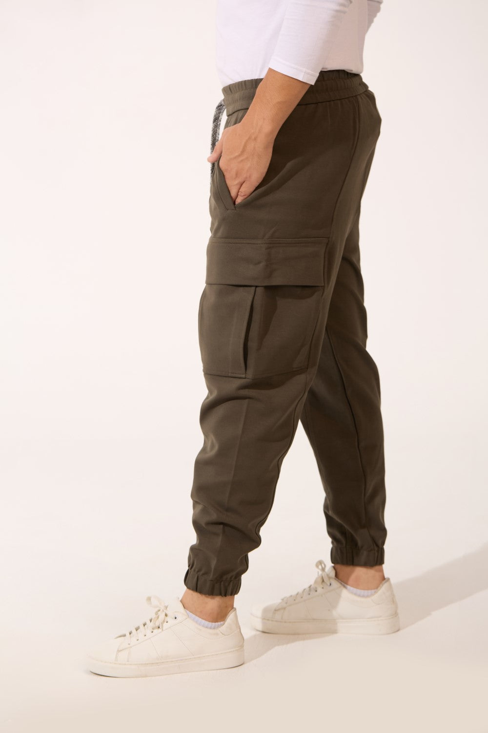 Men's Basic Oversized Sweatpants With Elastic Waistband And Side Pockets