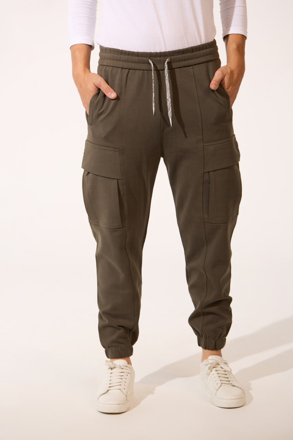 Men's Basic Oversized Sweatpants With Elastic Waistband And Side Pockets