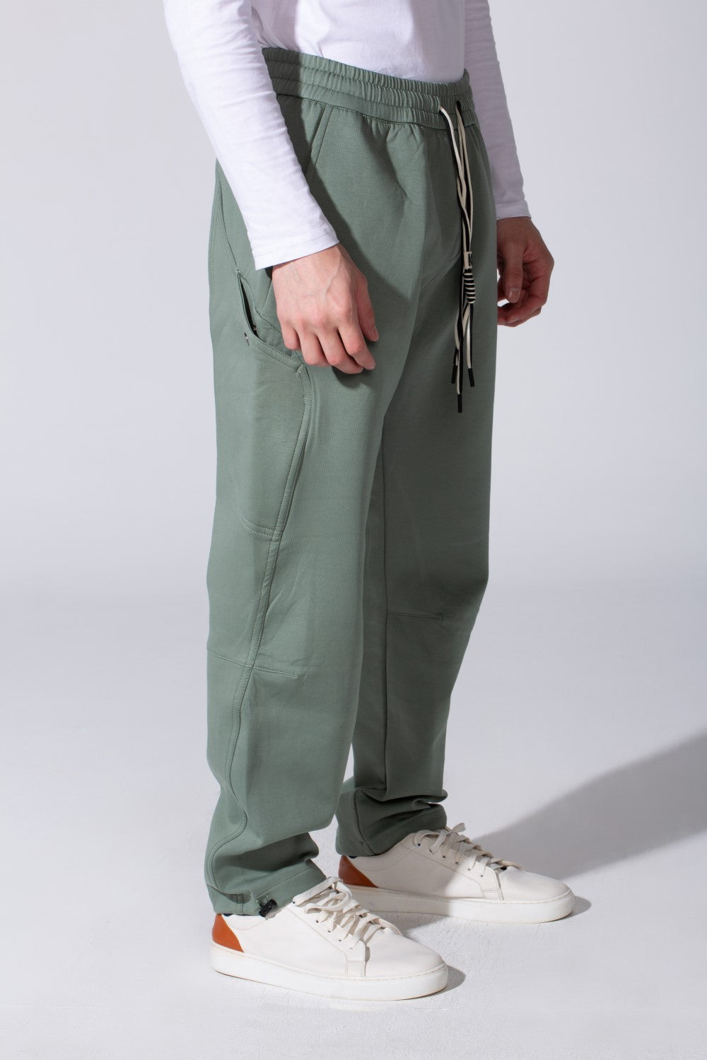 Men's Oversized Different Color Drawstring Sweatpants In A Modern Design