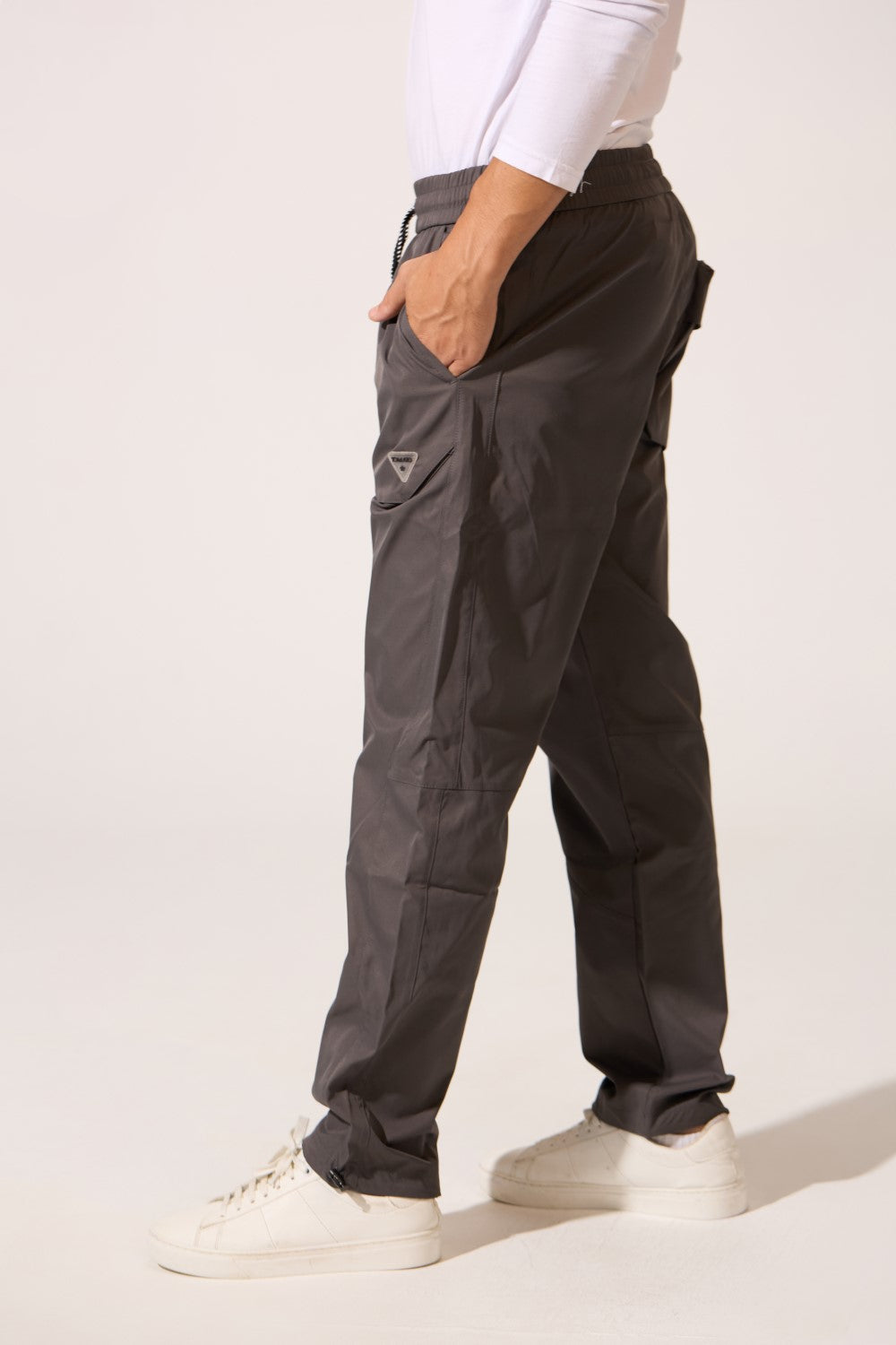 Men's Tomato Soft Waterproof Oversized Pants With Elastic Waistband And Back Pocket