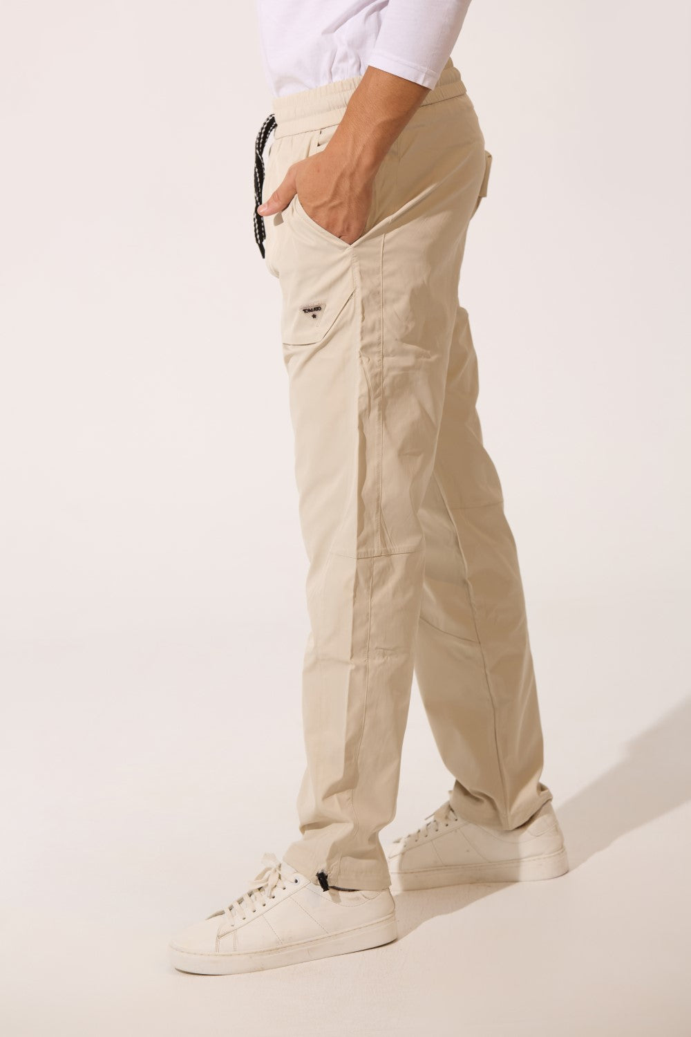 Men's Tomato Soft Waterproof Oversized Pants With Elastic Waistband And Back Pocket