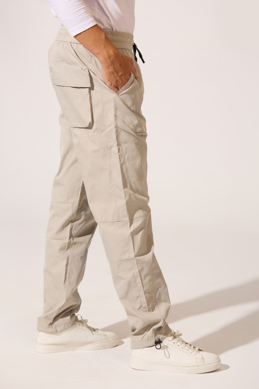 Men's Tomato Soft Waterproof Oversized Pants With Elastic Waistband And Back Pocket