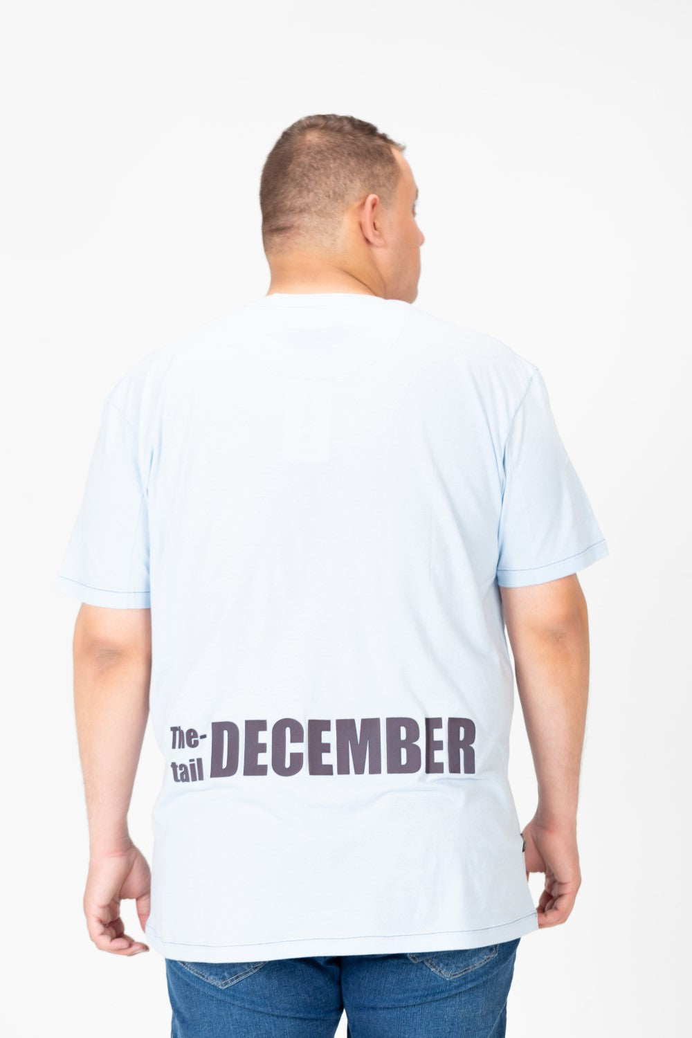 تي شيرت رجالي مطبوع بأكمام قصيرة ومقاس كبير