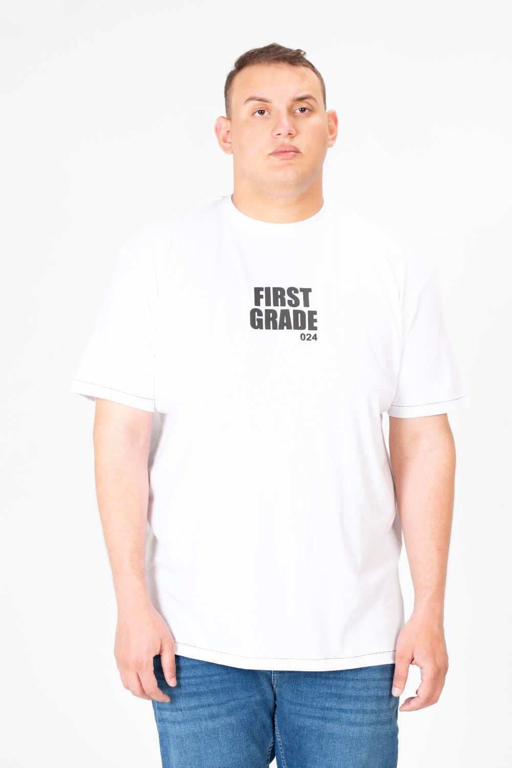 تي شيرت رجالي مطبوع بأكمام قصيرة ومقاس كبير