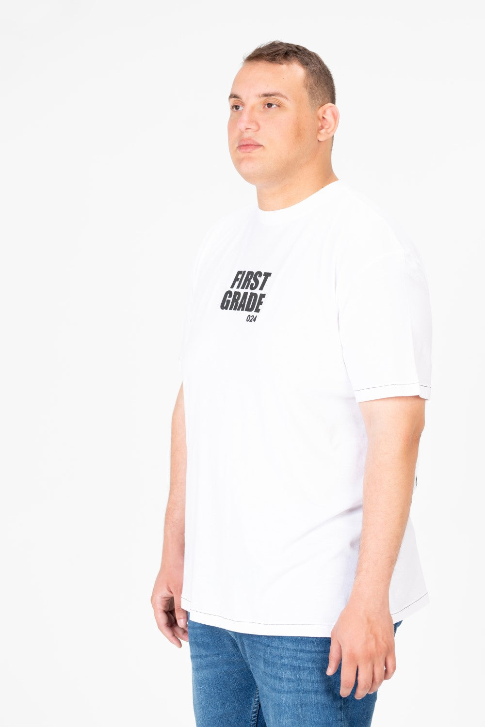 تي شيرت رجالي مطبوع بأكمام قصيرة ومقاس كبير