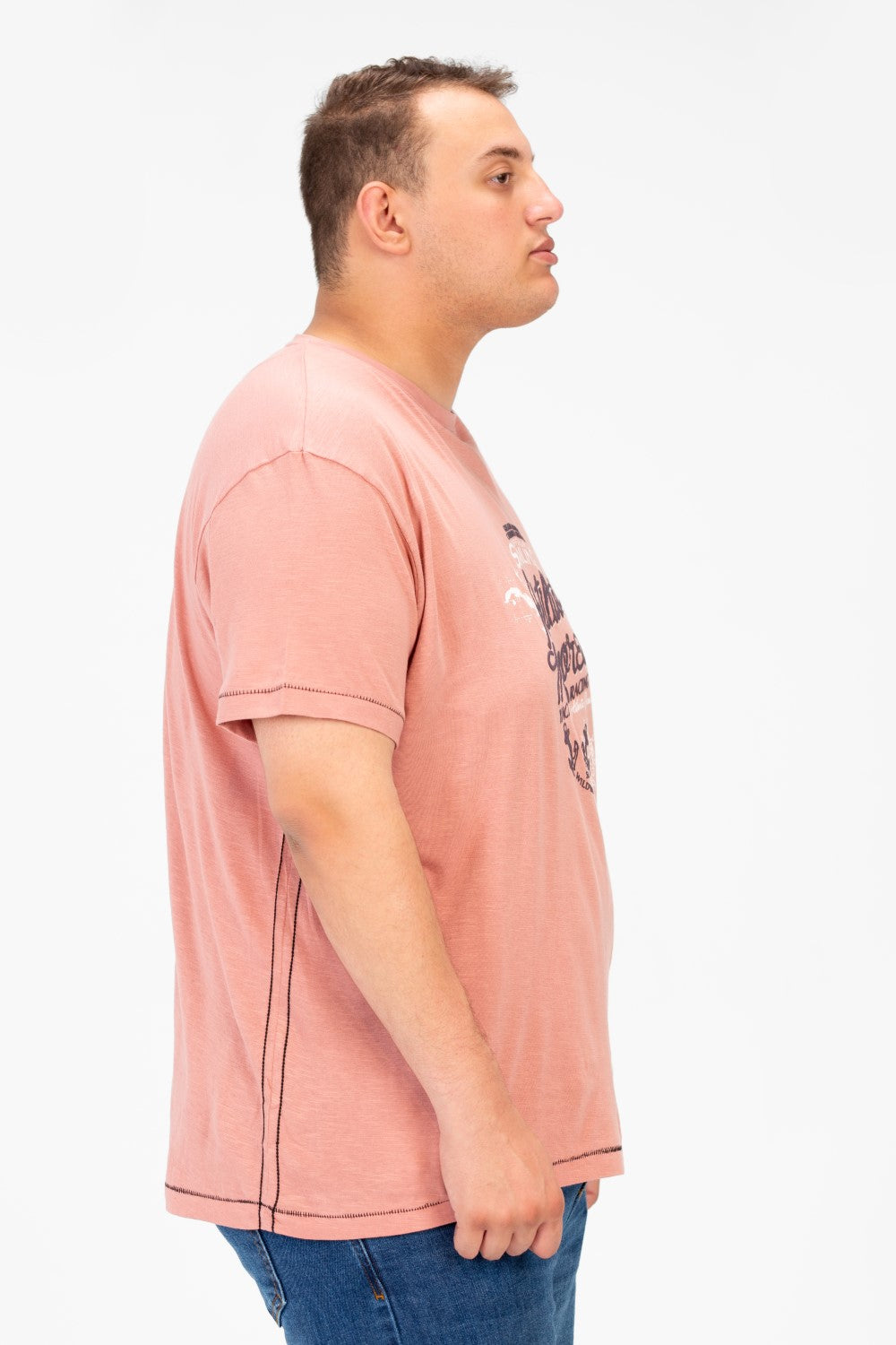 تي شيرت رجالي كبير الحجم مطبوع بأكمام قصيرة ورقبة دائرية