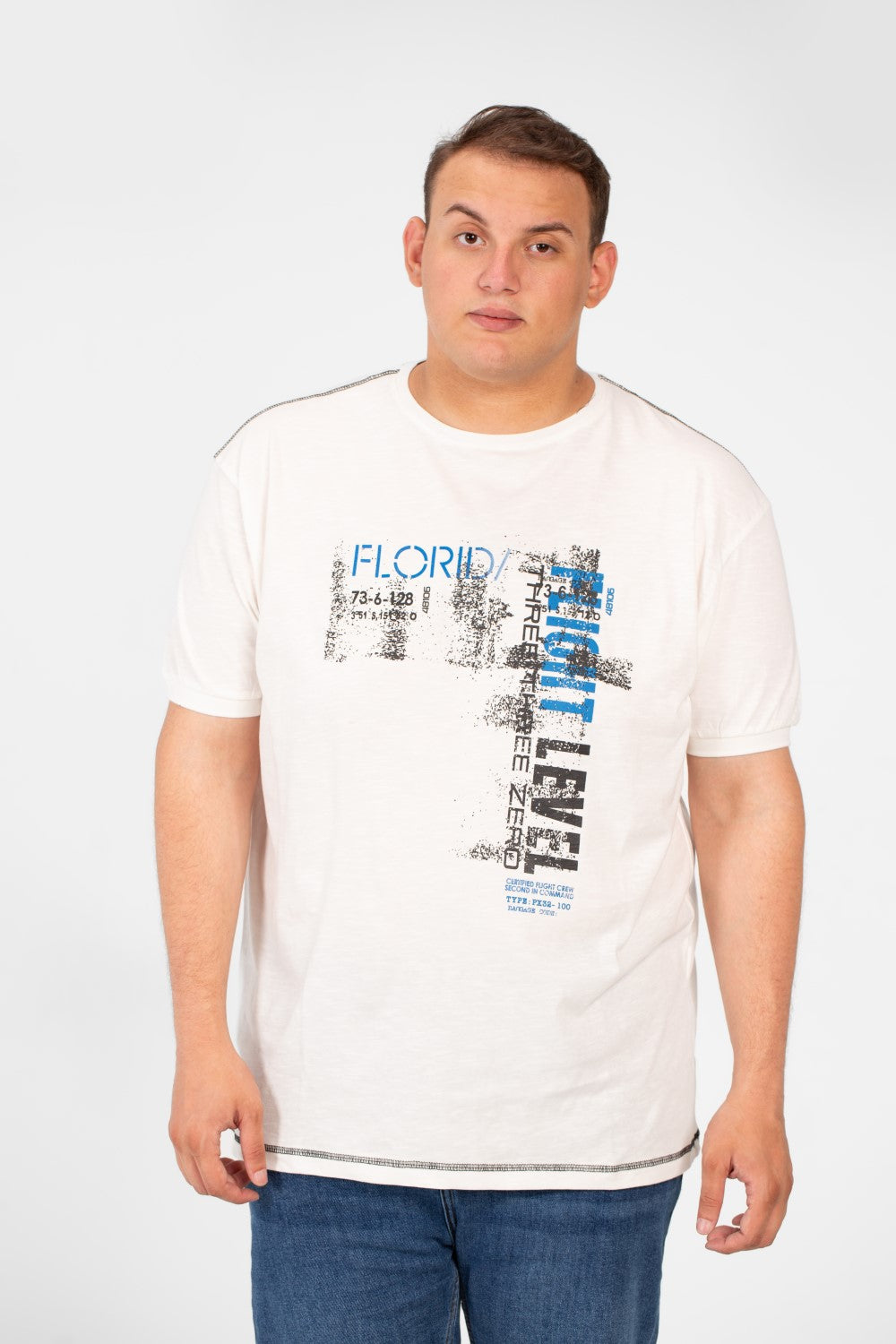 Men's Big Size T-shirt With Front Print Half Sleeves And A Round Neck