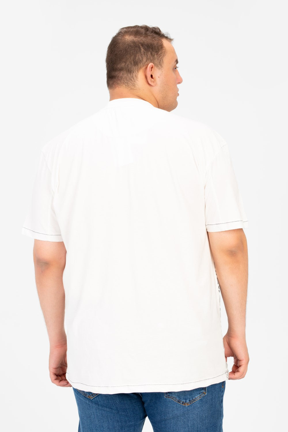 تي شيرت رجالي كبير الحجم بطبعة أمامية كاملة وأكمام قصيرة