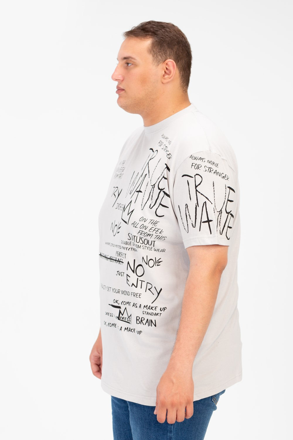 تي شيرت رجالي كبير الحجم مطبوع برقبة دائرية وأكمام قصيرة