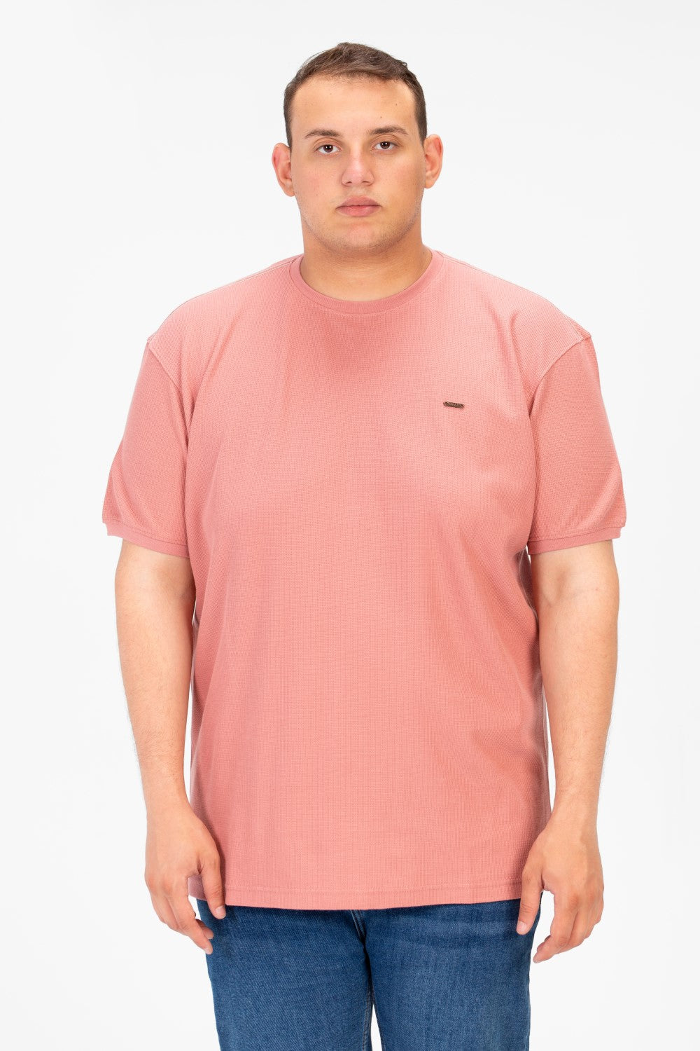 تي شيرت رجالي أساسي بنصف كم ومقاس كبير مصنوع من خامة عالية الجودة