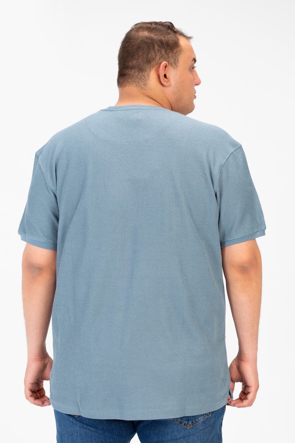 تي شيرت رجالي أساسي بنصف كم ومقاس كبير مصنوع من خامة عالية الجودة