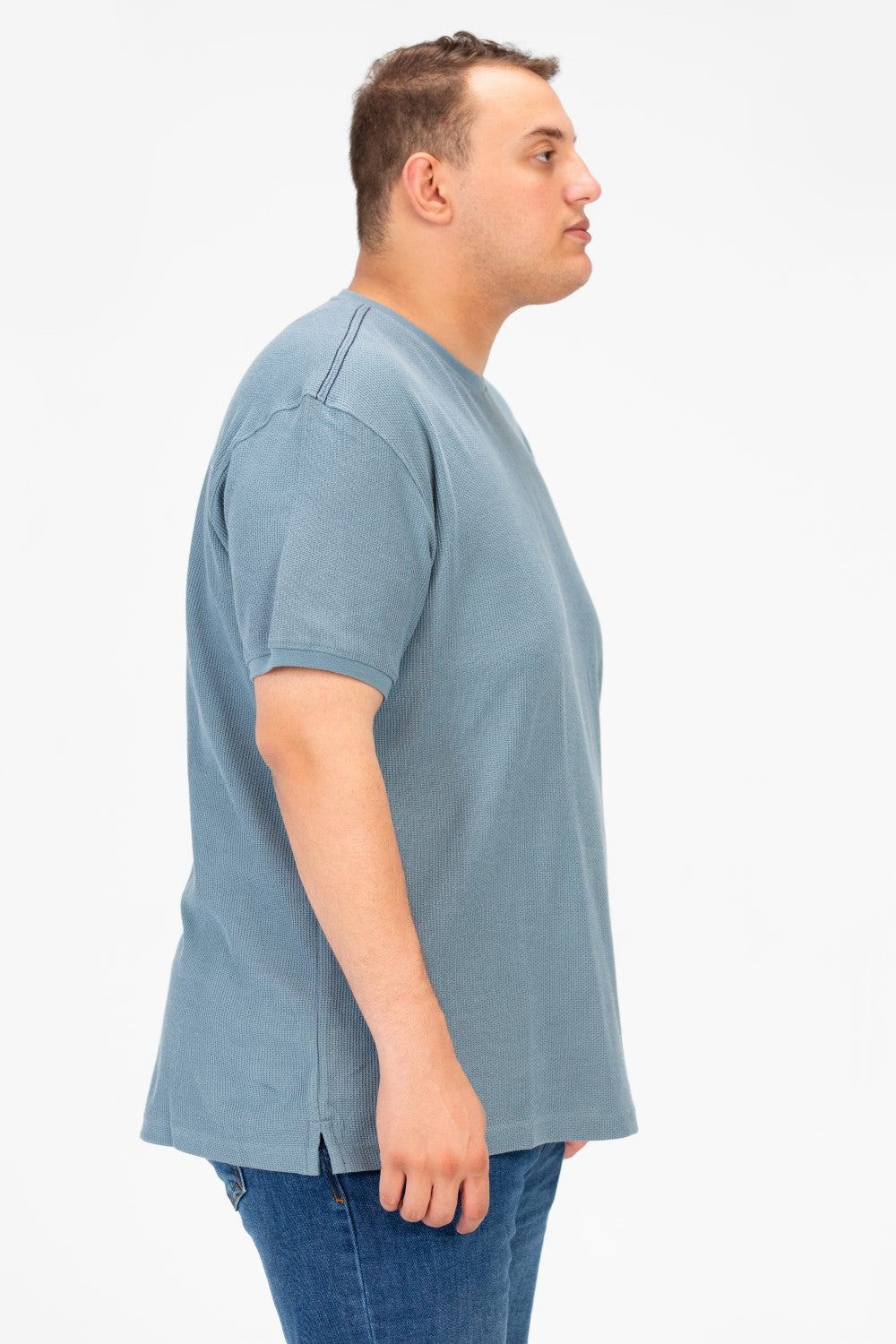 تي شيرت رجالي أساسي بنصف كم ومقاس كبير مصنوع من خامة عالية الجودة