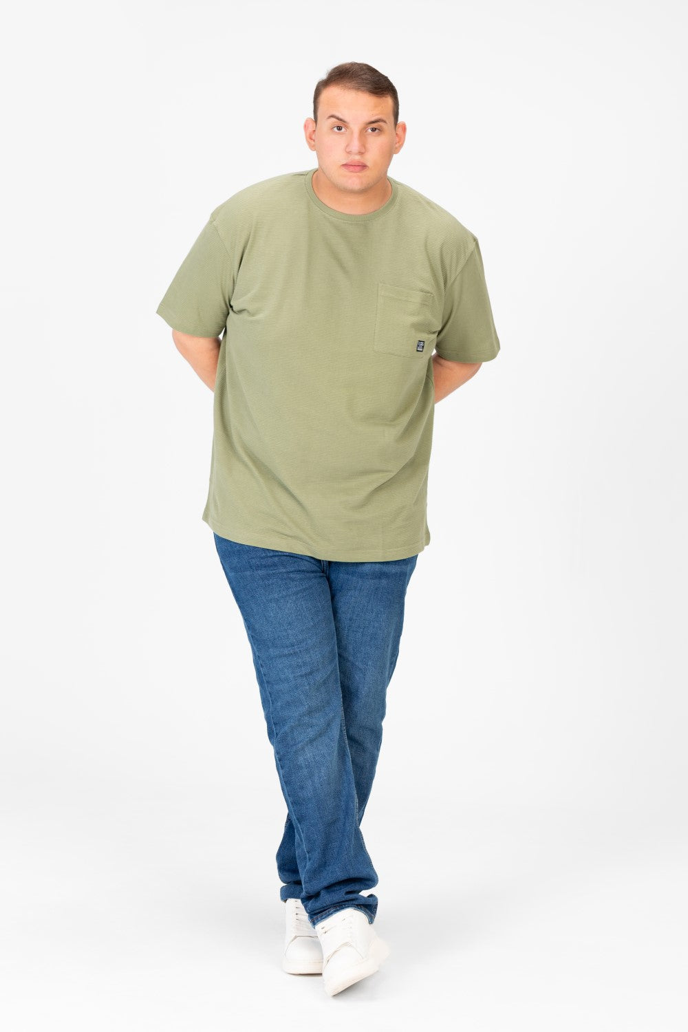 Men's Basic Big Size T-Shirt With Front Pocket And Short Sleeves