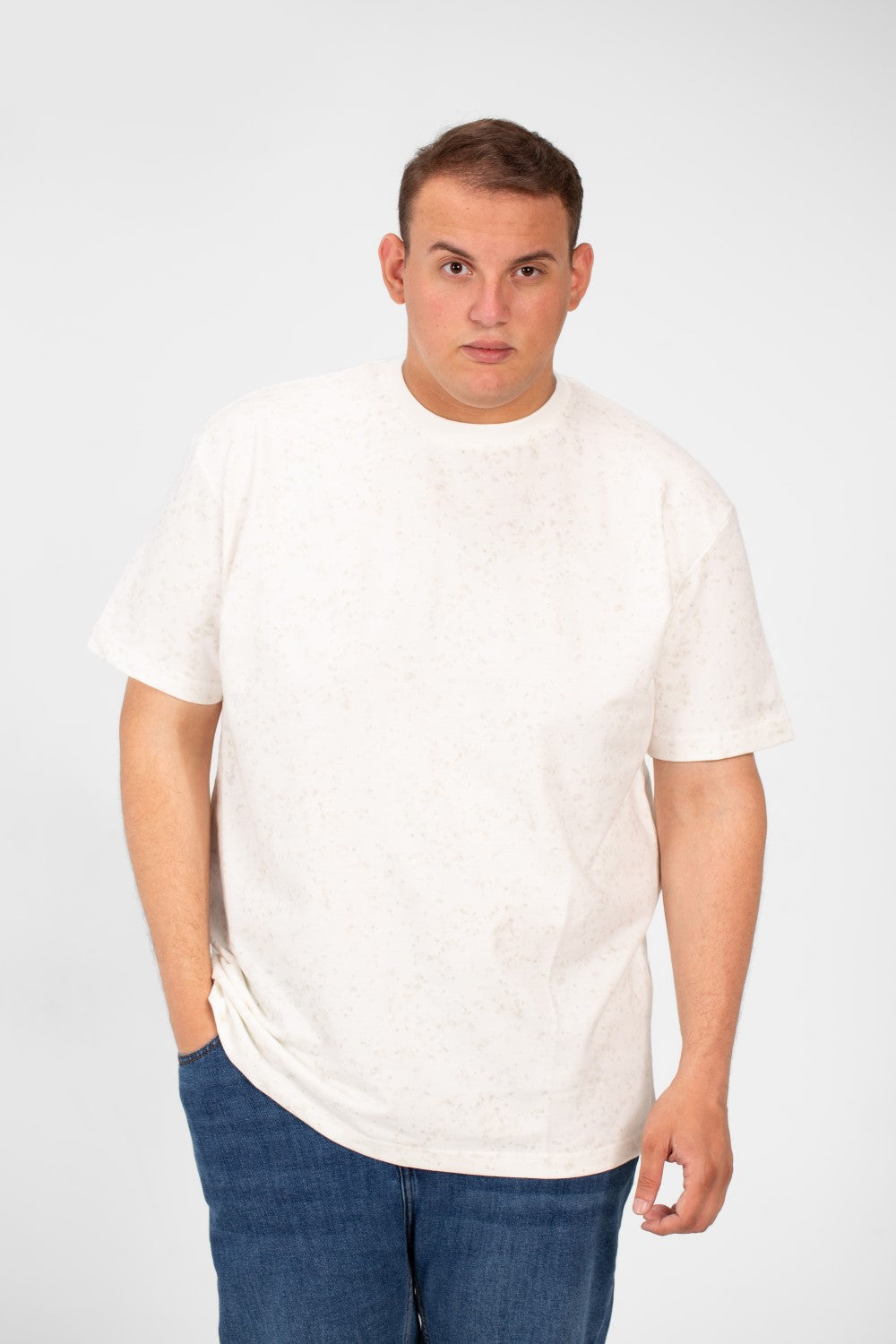 تي شيرت رجالي صيفي كبير الحجم منقط بأكمام قصيرة ورقبة دائرية