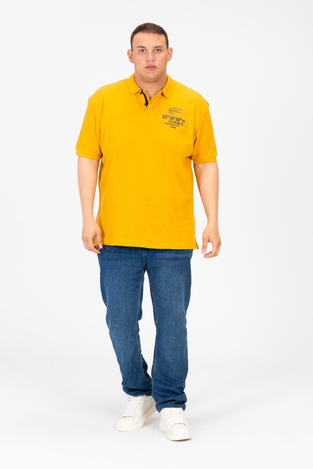 تي شيرت بولو رجالي مطبوع بأكمام قصيرة ومقاس كبير