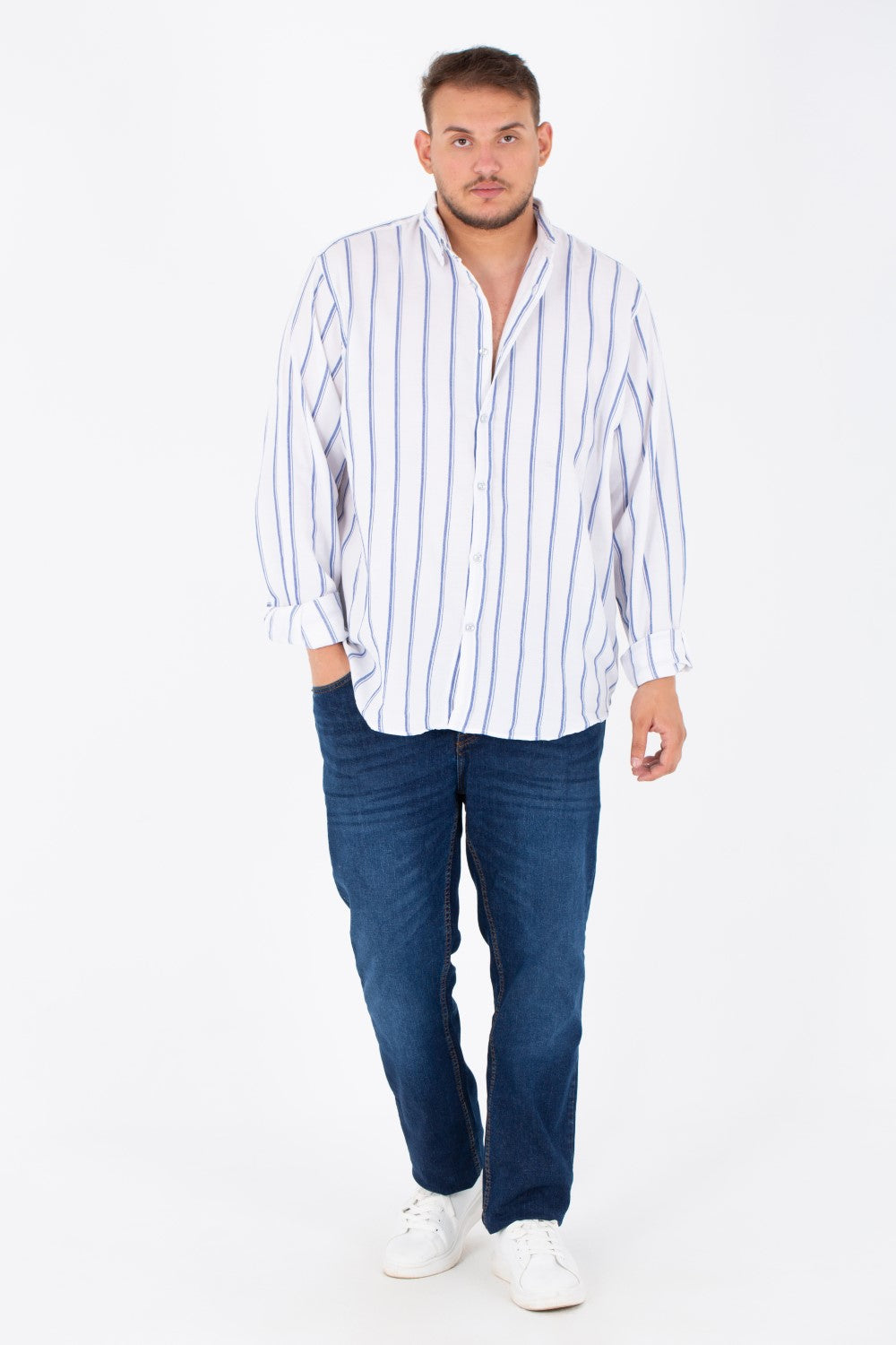 Men's Big Size Striped Poplin Shirt With Long Sleeves And Buttons On The Front