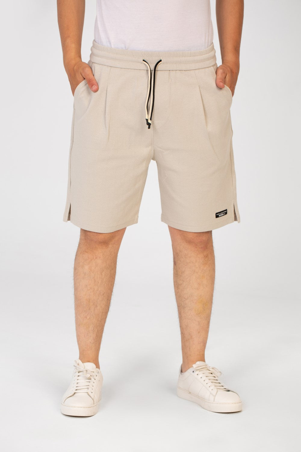 شورت ميلتون Tomato للرجال مع خصر مطاطي وجيوب