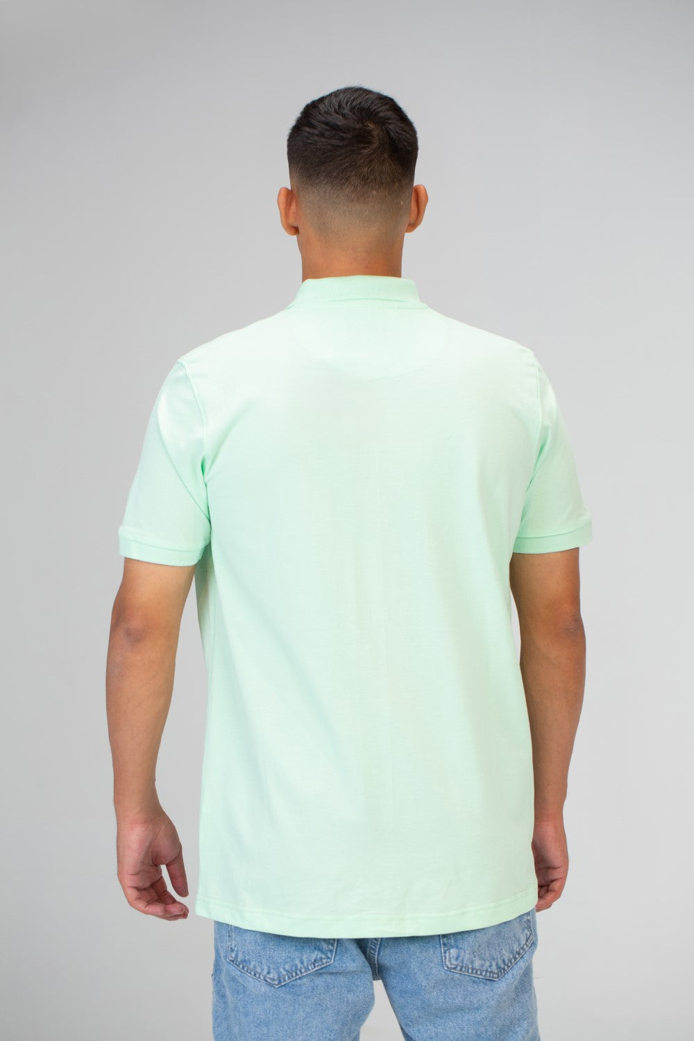 تيشيرت بولو بأكمام نصفية للرجال Slim Fit مع طبعة أمامية